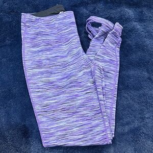 Ideology Women's Purple Striped Leggings - Capri